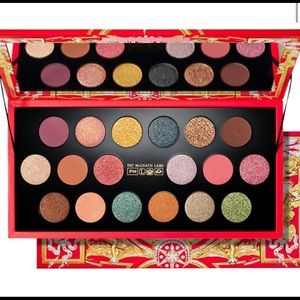 PAT McGRATH LABS
MTHRSHP MEGA: CELESTIAL ODYSSEY Eyeshadow Palette Brand New!